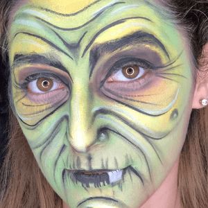 Hag Witch Design Video by Andrea Colletti Scary Witch Face Paint, Witches Face Makeup, Green Witch Face Paint, Old Witch Makeup, Green Witch Makeup Halloween, Grime Haloween, Witch Face Makeup, Witch Face Painting, Witch Faces