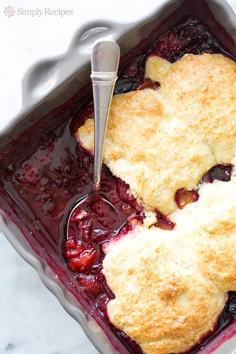 Plum Cobbler ~ Easy and delicious classic plum cobbler, using Santa Rosa plums, topped with a biscuity cobbler topping. ~ SimplyRecipes.com Plum Cobbler Recipe, Plum Cobbler, Plum Dessert, Cobbler Easy, Plum Recipes, Cobbler Topping, Cobbler Recipe, Cherry Cobbler, Cobbler Recipes