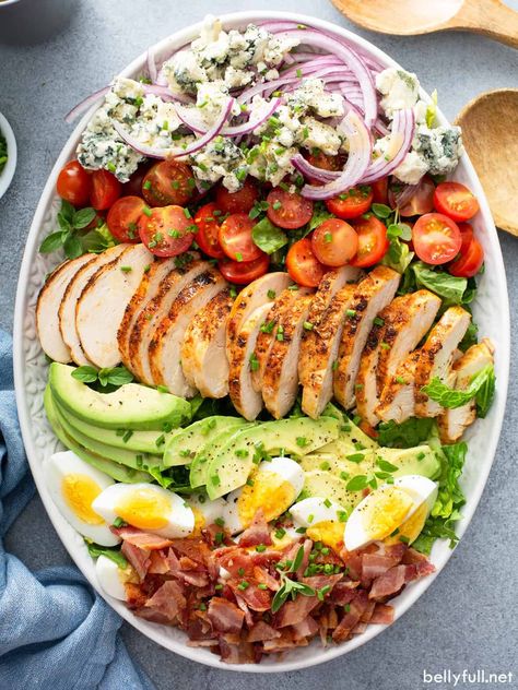 Cobb Salad {best homemade dressing!} - Belly Full Paleo Grilled Chicken, Cobb Salad Dressing, Classic Cobb Salad, Salads Recipes For Dinner, Good Pasta, Cobb Salad Recipe, Salads Ideas, Salad Recipe Ideas, Stay At Home Chef