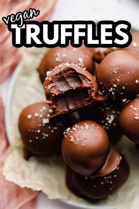 Vegan Truffles Vegan Chocolate Truffles, Vegan Xmas, Homemade Chocolate Truffles, Vegan Truffles, Vegan Chocolate Bars, Vegan Nutella, Vegan White Chocolate, Vegan Candies, Truffle Recipe Chocolate