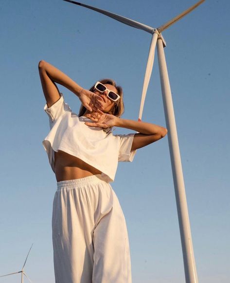 Windmill Photoshoot, Human Photo, Album Ideas, Senior Pics, Joshua Tree, Fashion Photoshoot, Photography Branding, Travel Pictures, Senior Pictures