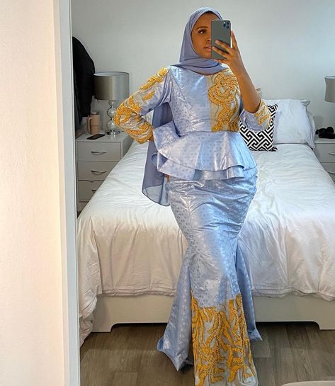 Bazin Skirt And Blouse, Bazin Styles For Women 2024, Gambian Clothes, Senegalese Bazin Fashion Styles, Senegalese Outfits Woman Dresses Bazin, Eid Bazin, West African Eid Outfit Bazin, Eid Outfits African, African Bridal Dress