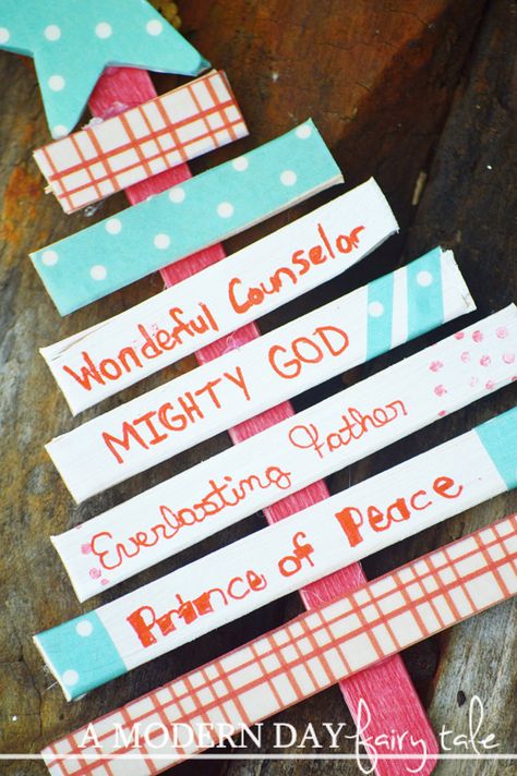 Names Of Jesus Christmas Ornaments Diy, Church Kids Christmas Crafts, Diy Names Of Jesus Ornaments, Christmas Crafts About Jesus For Kids, Christmas Craft For Sunday School Kids, Childrens Church Christmas Craft, Names Of Jesus Craft, Names Of God Craft, Names Of Jesus Ornaments Diy