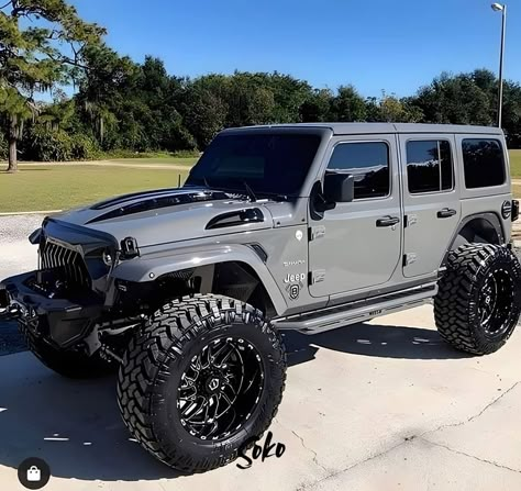 Jeep Rims, Jeep Wrangler Girl, Jeep Jku, Custom Jeep Wrangler, Cars Jeep, Jeep Wave, Custom Jeep, Dream Cars Jeep, Offroad Jeep