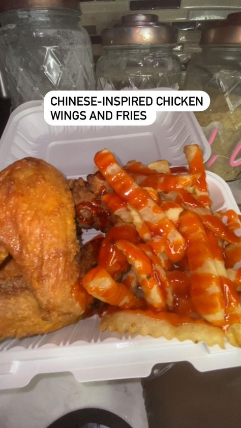 fill.yaw.up on Instagram: Four wings and some French fries hot sauce and ketchup “The NYC Hood Special.” Get with me. Is it only me or do anybody else feel Chinese… Hood Chinese Food, Chinese French Fries, Szechuan Sauce Mcdonalds, Mcdonald’s Spicy Chicken Sandwich Sauce, Nyc Chinese Food, Fried Chicken Sauce, Mumbo Sauce, Voodoo Fries Wingstop, Wings And Fries Aesthetic