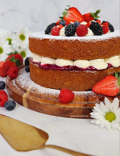 Victoria sponge - Gills Bakes and Cakes Victoria Sponge Cake Decoration Birthday, Victoria Sponge Birthday Cake, Victoria Sponge Cake Decoration, Fruit Cake Decoration, Sponge Cake Decoration, Rotating Cake Stand, Fresh Fruit Cake, Victoria Sponge Cake, Making Butter