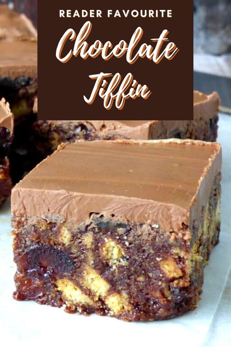 Chocolate Tiffin Recipe, Chocolate Tiffin, Lunch Lady Brownies, Rich Tea Biscuits, Chocolate Snack Cake, Tiffin Recipe, Tray Bake Recipes, Dessert Aux Fruits, Chocolate Snacks