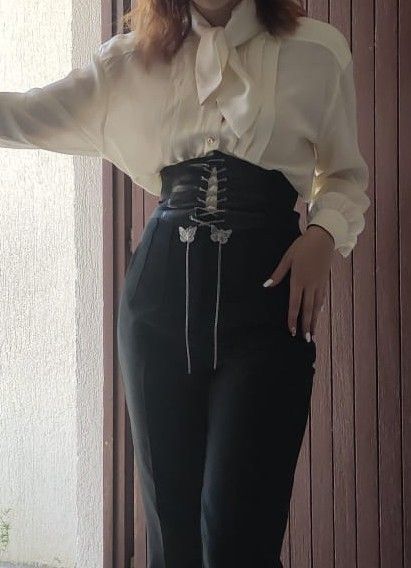 Corsets With Pants, Dress Shirt And Corset, Pirate Corset Aesthetic, High Waisted Corset Pants, Fancy Bartender Outfit, Women Corset Suit, Corset With Blouse Outfit, Fantasy Prom Suit, Baggy Shirt With Corset