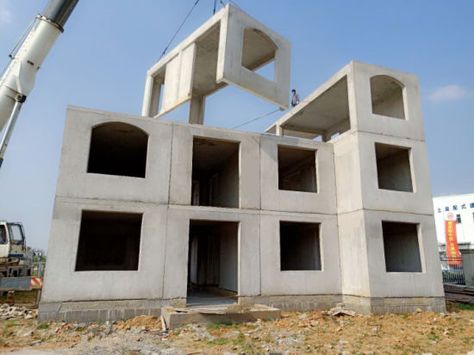 Futuristic Home Design, Cement House, Precast Concrete Panels, Modular Housing, Concrete Construction, Concrete Houses, Cladding Panels, Concrete Home, House Construction Plan