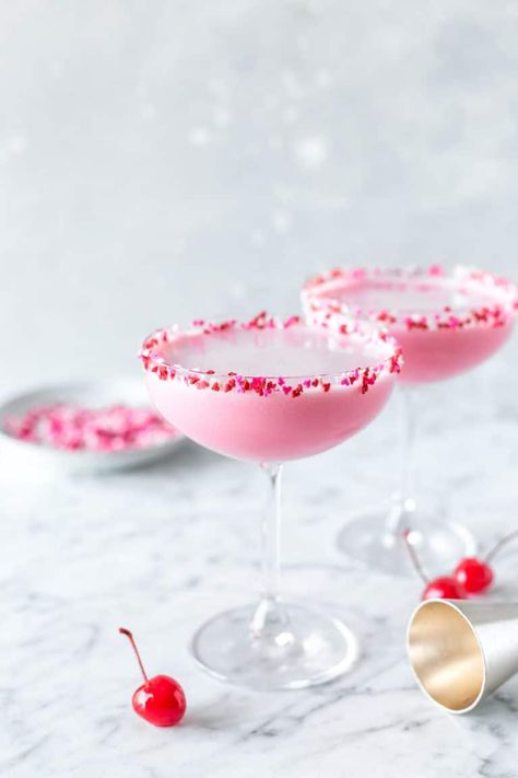 Pink Squirrel Cocktail | Drink your dessert with this vintage frozen cocktail recipe, still popular in Wisconsin supper clubs. Vegan/dairy free option. #icecream #cocktail Pink Squirrel Drink, Virgin Margaritas, Ice Cream Cocktail, Simply Whisked, Brandy Old Fashioned, Cream Drinks, Boozy Ice Cream, Ice Cream Cocktails, Pink Thing