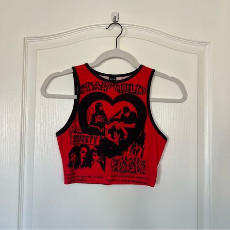 All Orders Ship Next Business Day! Romwe Shein Punk Stay Wild Tight Red And Black Halter Crop Top Conditions: New, Never Worn The Color Is Red And Black Size Xs Super Soft And Stretchy Material Edgy And Punk 90’s Vibes, Perfect For A Night Out Going To Bars, Clubbing, Raves, Festivals, And More Smoke Free Home! Black And Red Grunge Outfit, Red Emo Outfits, Red Punk Outfits, Red Crop Top Outfit, Womens Punk Fashion, Plus Size Halter Top, Punk Crop Top, Black Halter Crop Top, Punk Tank Top