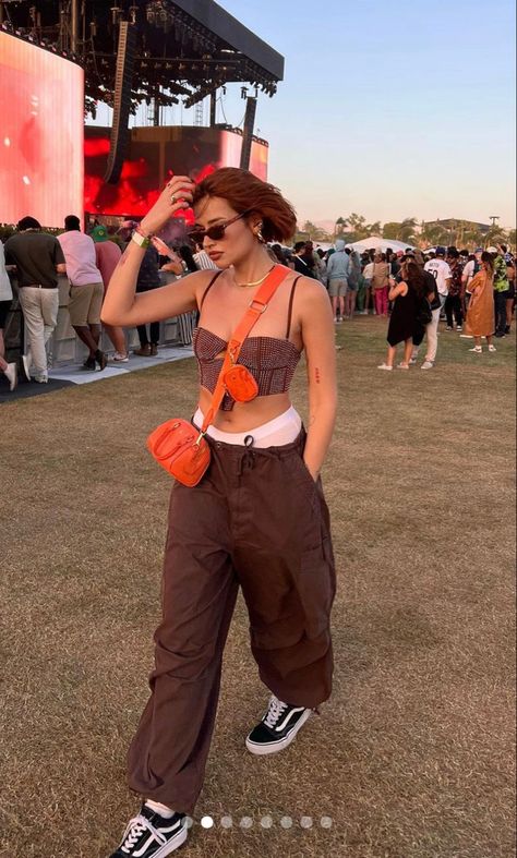 Coachella Outfit 2023 Plus Size, Brooklyn Mirage Outfit, Lollapalooza Outfit Ideas 2023, Edm Show Outfit, Summer Music Festival Outfits Casual, Casual Music Festival Outfits, Coachella 2024 Outfits, Fest Outfit Ideas, Indie Music Festival Outfit