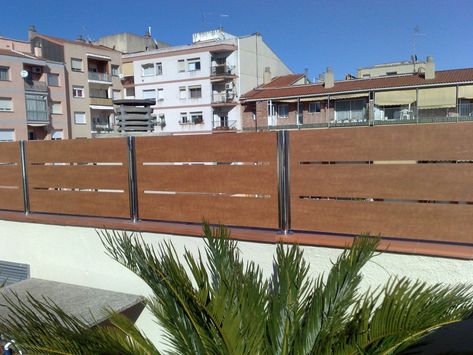 Country Fences, Fence Planters, Glass Fence, Fence Doors, Cheap Fence, Brick Fence, Timber Fencing, Lattice Fence, Front Yard Fence