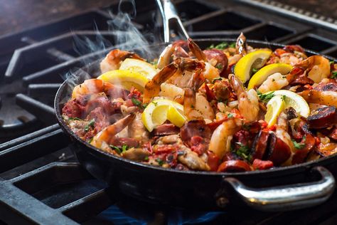 Oven-Baked Paella Types Of Beans, Willow Park, Oven Baked, The Culture, Skillet, The Recipe, Clean Eating, Seafood, Oven