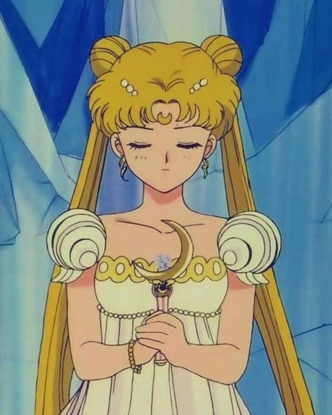 Delanie Ominayak (@lanieominayak) • Instagram photos and videos Sailor Moon Tumblr, Princesa Serenity, Neo Queen Serenity, Arte Sailor Moon, Minako Aino, Tuxedo Mask, Sailor Moon Usagi, Moon Wallpaper, Sailor Moon Aesthetic