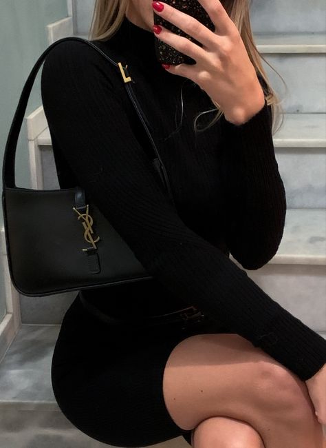 Yves Saint Laurent, Boujee Vibes Ysl Outfits Women, Hobo Bag Outfit, Sac Yves Saint Laurent, Ysl Clothes, Ysl Outfit, Ysl Aesthetic, Ysl Purse, Purse Outfit, Timeless Outfits