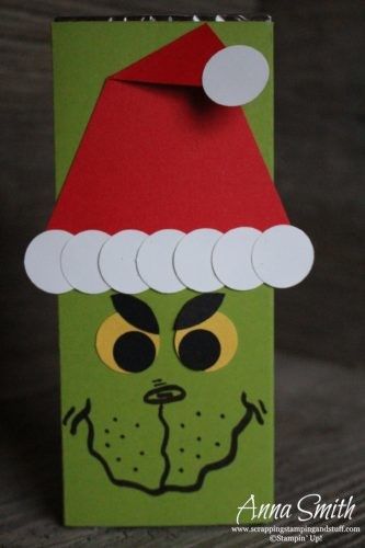 Christmas Homemade Decor Ideas, Grinch Gifts Diy, Christmas Gift Themes, Christmas Wrapping Diy, Christmas Door Decorating Contest, Grinch Christmas Party, Diy Christmas Presents, Christmas Props, Snowman Gifts