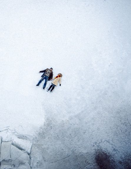 MAKING SNOW ANGELS TOGETHER Snow Couple, Eternal Sunshine Of The Spotless Mind, Texas Roadhouse, Angel Aesthetic, Winter Photo, Film Inspiration, Snow Angels, Summer Memories, Eternal Sunshine