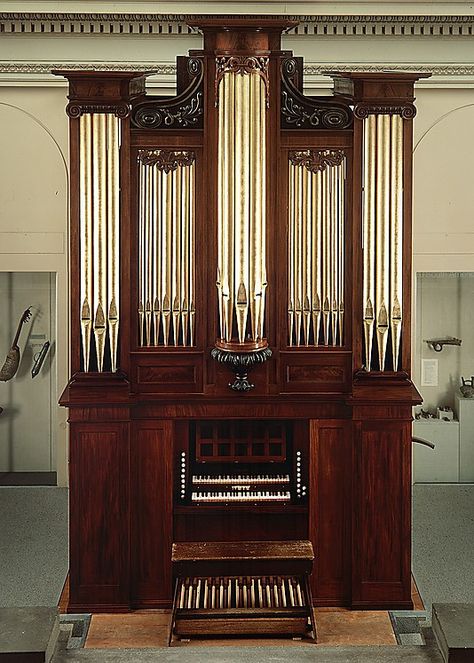 This organ is the oldest and finest extant product of the renowned Boston craftsman Thomas Appleton (1785-1872). Organ Music, Pipe Organ, A Night At The Opera, Church Music, Sound Systems, Folk Instruments, Pipe Dream, Music Room, Sound Of Music