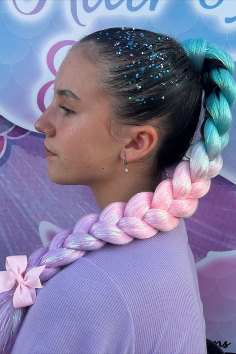 🧜‍♀️ Join the mermaid hair trend 🧜‍♀️ Get our reusable Tie In mermaid hair and turn heads at every gathering. Order now and join the #mermaidhairtrend! Mad Hair Day, Mermaid Hairstyle, Mermaid Hair Extensions, Festival Braids, Unicorn Halloween Costume, Magical Mermaid, Unicorn Halloween, Birthday Hair, Festival Hair