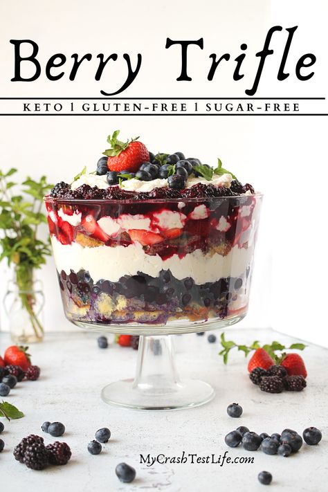 Healthy Trifle Desserts, Keto Trifle Desserts, Sugar Free Trifle Desserts, Keto Trifle, Healthy Trifle Recipes, Healthy Trifle, Dairy Free Trifle, Make Ahead Keto, Sugar Free Strawberry Cheesecake