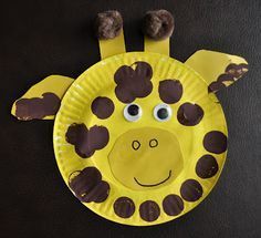 WILD ANIMALS art projects for preschoolers - Google Search Paper Plate Giraffe, Jungle Crafts, Zoo Crafts, Paper Plate Animals, Giraffe Crafts, Animal Art Projects, Paper Plate Crafts, Daycare Crafts, Plate Crafts