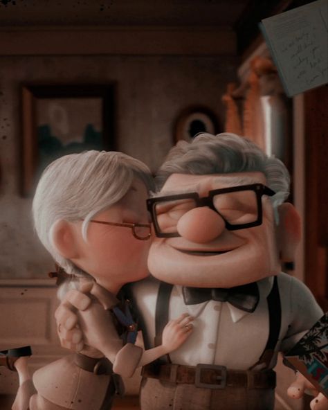 up icon, disney, pixar, aesthetic, up movie, #disneyup #pixar #disneyicons #up Aesthetic Movie Characters, Brown Disney Characters, Up Aesthetic Pixar, Up Movie Aesthetic, Iconic Couples In Movies, Disney Love Aesthetic, Disney Couples Aesthetic, Iconic Disney Scenes, Disney Movies Aesthetic