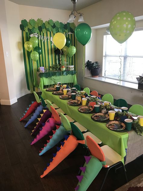 Dinosaur Birthday Theme, Diy Dinosaur, Dinosaur Party Decorations, Dinosaur Birthday Party Decorations, Dinosaur Birthday Cakes, Dinosaur Themed Birthday Party, Dino Birthday Party, Dinosaur Theme Party, Dino Birthday