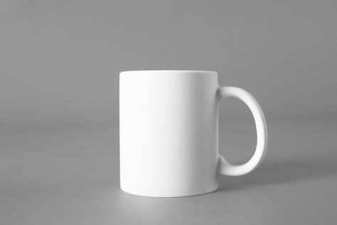 Blank mug mockup Free Photo Tumbler Mockup Free, Mug Mockup Free, Coffee Template, Blank Mockup, Mockup Creator, Photo Mockup, Design Mockup Free, Flyer Mockup, Mockup Photoshop