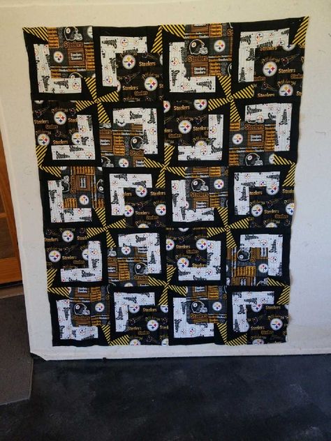 Pittsburgh Steelers BQ5 pattern Pattern Ideas, Quilting Ideas, Pittsburgh Steelers, Quilt Pattern, Pittsburgh, Quilt Patterns, Photo Wall, Quilting, Wall