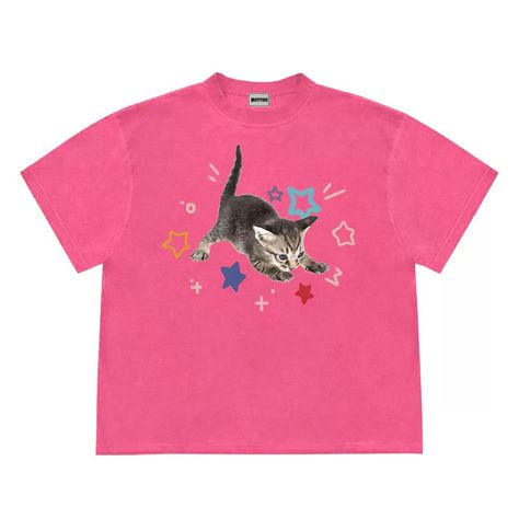 Grafic Tees Print, Star Tshirts, Kawaiicore Fashion, Cute Cat Clothes, Y2k Fashion Trends, Aesthetic Graphic Tees, Aesthetic Kitten, Cute Merch, Pink Shirt Outfit