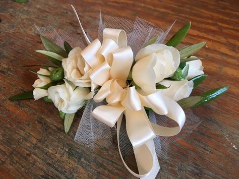 Wrist corsage of champagne spray roses Champagne Corsage And Boutonniere, Corsage Champagne, Corsage Prom White And Gold, White Rose Wrist Corsage Prom, Corsage Prom White Rose, Wrist Corsage, Spray Roses, Champagne Color, Boutonniere