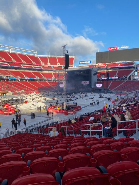 #stadium #levisstadium #levis #grupofirme #concert #santaclara #california #49ers Taylor Swift Sofi Stadium, Eras Tour Santa Clara, Levis Stadium, Full Stadium Concert Aesthetic, Baseball Stadium Tour, Big Concert Stadium, Levi Stadium, Santa Clara, Levi's