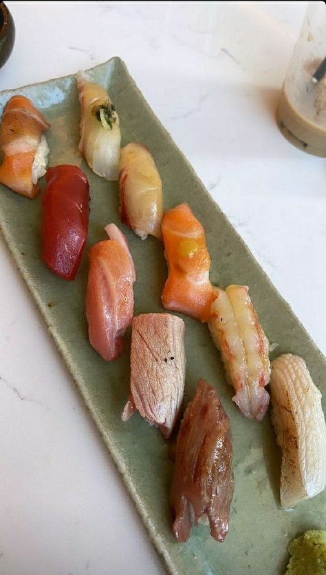 Aesthetic wallpaper , food Nigiri Aesthetic, Wallpaper Food, Yum Yum, Aesthetic Wallpaper, Aesthetic Wallpapers, Vision Board, Ethnic Recipes, Quick Saves