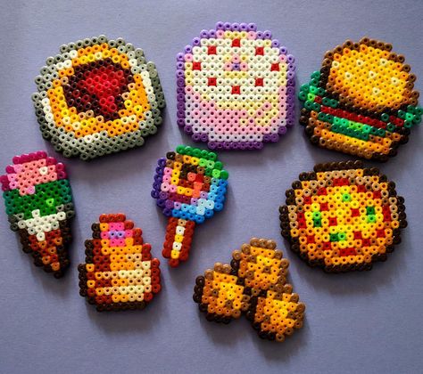 Stardew Valley Food, Pizza Cooking, Burger Pizza, Cooking Spaghetti, Hamma Beads Ideas, Pearl Beads Pattern, Easy Perler Beads Ideas, Perler Bead Templates, Diy Perler Bead Crafts