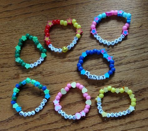 Bfdi Bracelet Ideas, Bfdi Bracelet, Silly Bracelet Ideas, Themed Bracelets, Kandi Cuff Patterns, Kandi Inspo, Diy Kandi Bracelets, Kandi Cuffs, Feast Mode