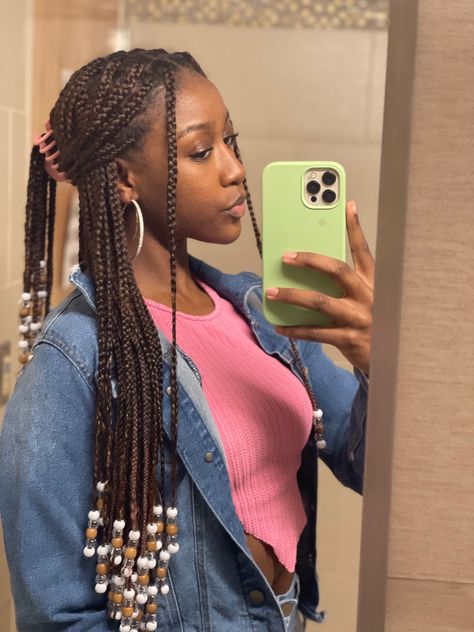 Braids With Clips Black Women, Medium Knotless Braids Beads, Claw Clip Hairstyles Braids With Beads, Braids With Beads Claw Clip, Pick A Boo Hair Color Ideas Braids, Knotless Braids With Clip, Light Brown Knotless Braids With Beads, Smeduiem Knotless With Beads, Black Hairstyles Braids With Beads