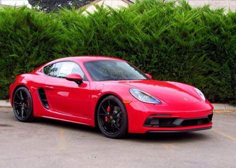 Awesome Carmine red 718 Cayman GTS #porsche #718 #GTS #flat4 #turbo #365hp #porschepower #porscheporn #hoony_porsche Porsche 718 Cayman Gts, Red Porsche, 2024 Moodboard, Porsche 718 Cayman, Rear Mirror, Porsche Taycan, Porsche Cayman, Classic Porsche, Vroom Vroom