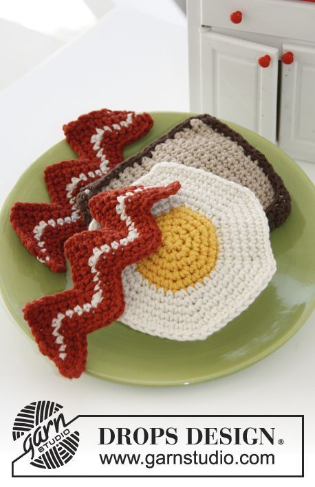 Free Pattern Magazine Drops, Ham And Eggs, Crochet Fruit, Confection Au Crochet, Crochet Potholders, Food Patterns, Crochet Food, Crochet Kitchen, Haken Baby