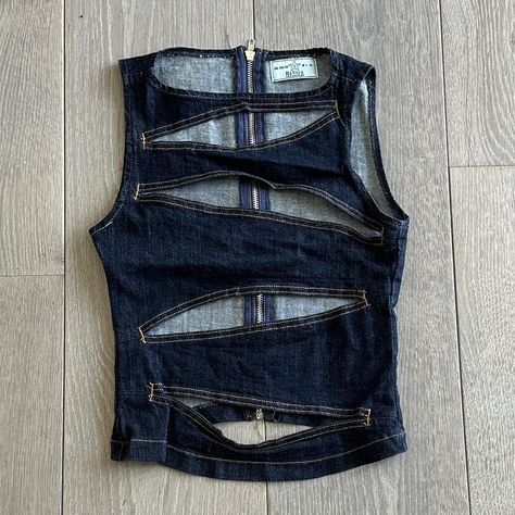 Revice Denim Cut Out Top with Zipper Closure... - Depop Y2k Upcycle Clothes, How To Sew Denim, Styling Clothes You Already Own, Denim Top Outfit Ideas, Zipper Top Outfit, Clothes Customisation, Jeans Diy Upcycle, Upcycling Ideas Clothes, Clothing To Make