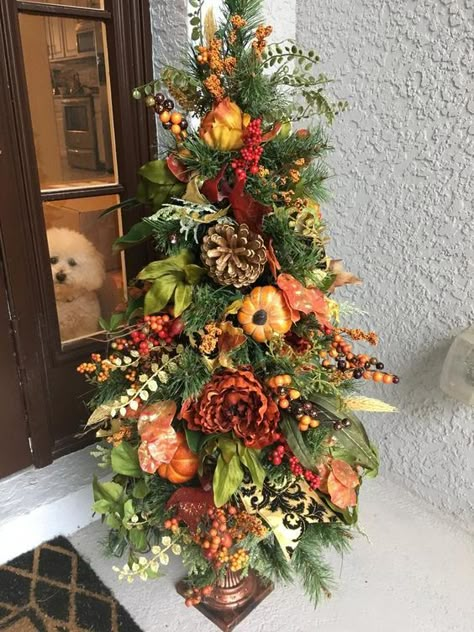 Fall Topiary, Fall Tree Decorations, Fall Topiaries, Fall Christmas Tree, Tree Autumn, Thanksgiving Tree, Fall Flower Arrangements, Fall Floral Arrangements, Fall Tree