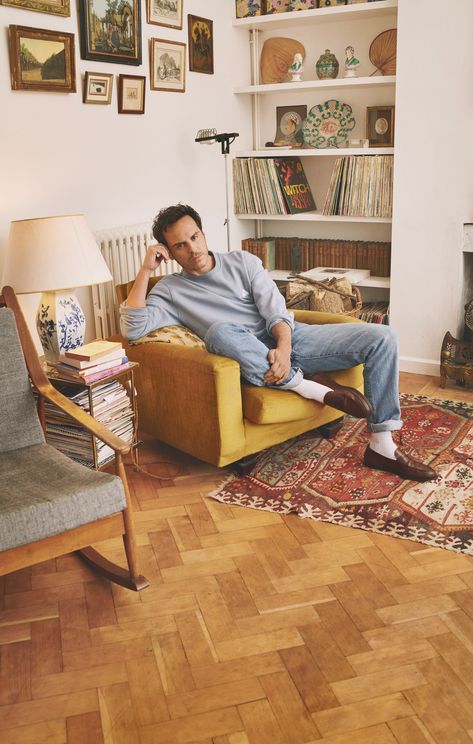 Andrew Scott and Olivia Colman See You Taking Creepshots Venetia Scott, Olivia Colman, Danny Trejo, Interview Magazine, Beach Theme Bathroom, Ivy League Style, Contemporary Wardrobe, Andrew Scott, Socks Shoes