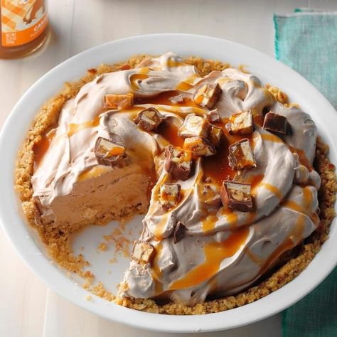 Pumpkin Chip, Easter Pie, Baking Recipes Pie, No Bake Summer Desserts, Favorite Pie Recipes, Silk Pie, Keylime Pie Recipe, Easy Pie Recipes, Make Ahead Desserts