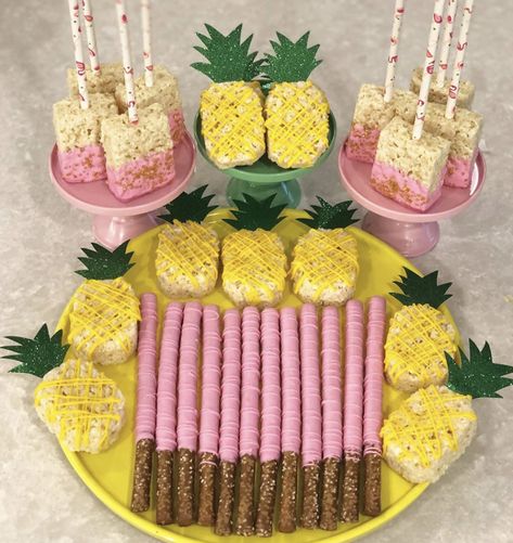 Luau Party Desserts, Luau Desserts, Hawaii Birthday Party, Gender Reveal Food, Luau Party Food, Beach Theme Birthday, Hawaiian Desserts, Graduation Party Desserts, Hawaiian Baby Showers