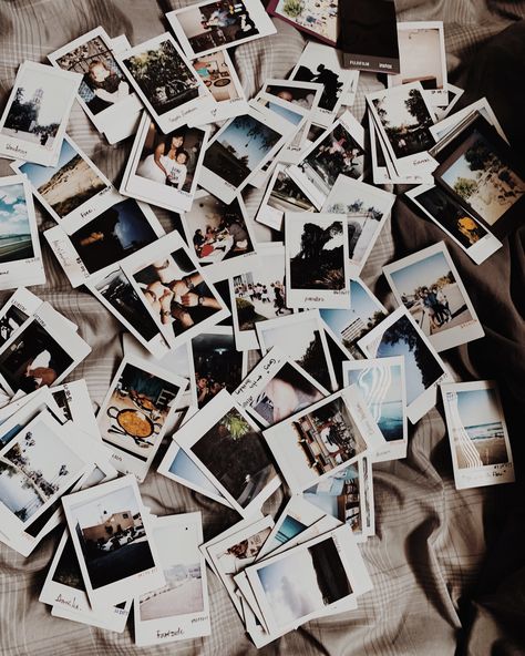 Instagram @plainjaneelaine101 Jm Logo, Memories Aesthetic, High School Memories, Polaroid Wall, Vision Board Pictures, Vintage Polaroid, Polaroid Pictures, School Memories, Polaroid Photos