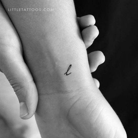 L Handwritten Letter Temporary Tattoo - Set of 3 Fonts for tattoos #fontsfortattoos tattoo #tattoo tattoos #tattoos fonts #fonts font #font 9.322 Red Ink Tattoo Words, Roman Numeral Tattoo Font, Tattoo Word Fonts, Vertical Tattoo, Fonts For Tattoos, Tattoos Fonts, Tramp Stamp Tattoos, Rib Tattoos For Women, Names Tattoos For Men