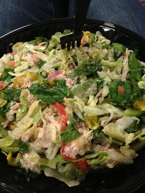 Subway Salad! Easy lunch to stay on track with the advocare 24 day challenge!  http://www.advocare.com/130332886 Subway Salad Ideas, Subway Salad, Advocare Cleanse, Advocare Recipes, 24 Day Challenge, Salad Easy, Scrumptious Food, Challenge Ideas, Fast Foods