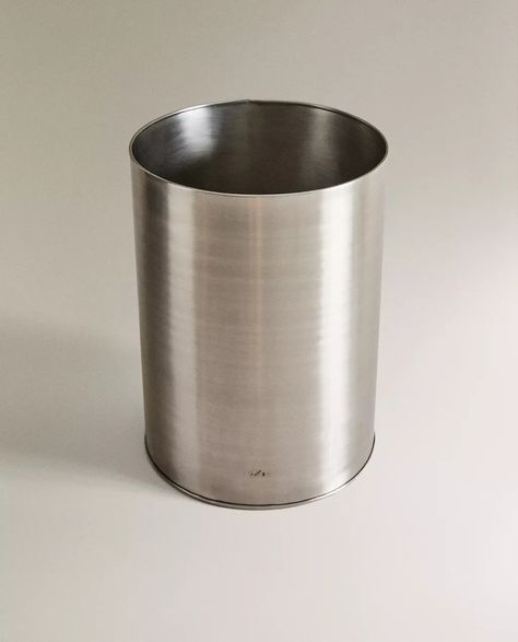 STATIONERY METAL WASTEPAPER BASKET - COLLECTION - NEW IN | Zara Home United States of America Wastepaper Basket, Waste Basket, Book Stationery, Bathroom Cleaning, Clean Laundry, Zara Home, States Of America, Polished Nickel, Home Fragrance