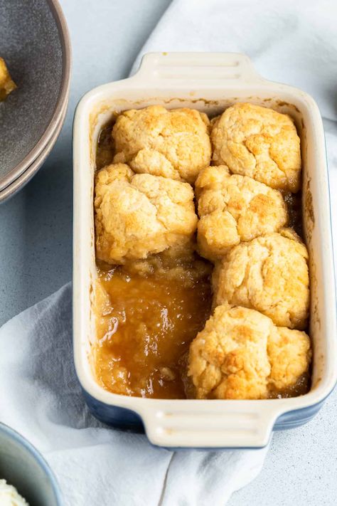 Golden Syrup Pudding, Golden Syrup Dumplings, Australian Desserts, Sweet Dumplings, Dumpling Recipe, Golden Syrup, English Food, Syrup Recipe, British Food