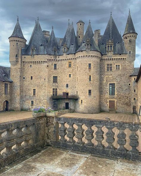 Hohenzollern Castle, Bodiam Castle, French Castle, French Gothic, Dordogne France, Leeds Castle, Gothic Castle, French Castles, European Castles